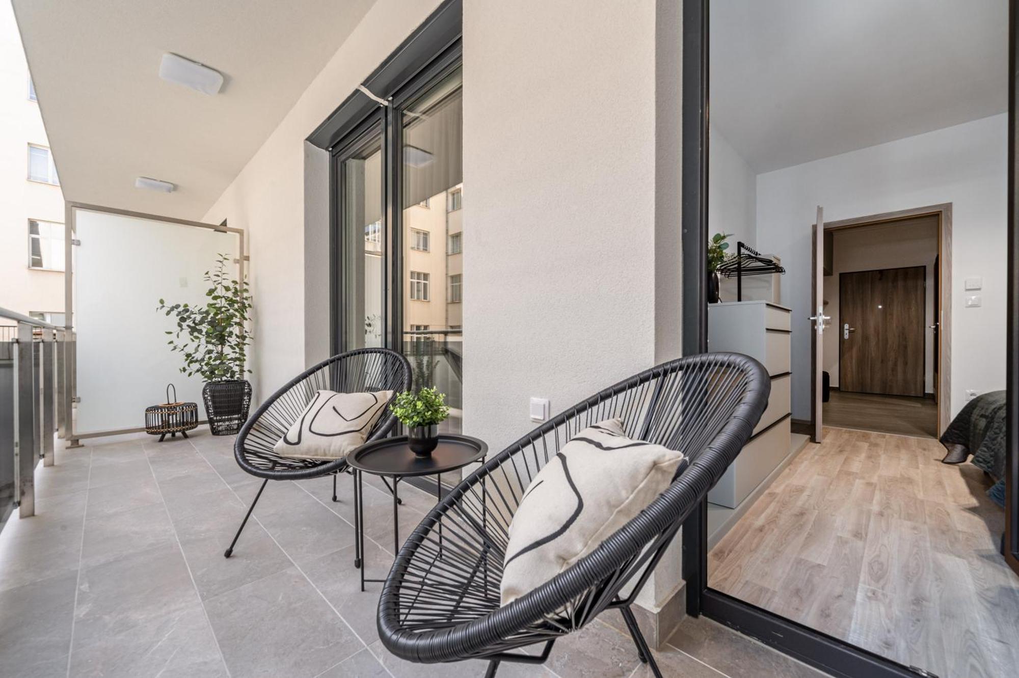 Condo With Balcony @ Downtown Budapešť Exteriér fotografie
